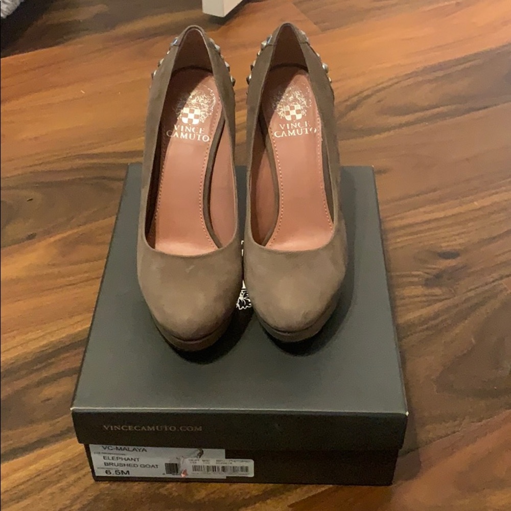 Vince Camuto Heel